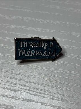 Claire's Blue Glitter "I'm Really a Mermaid" Arrow Pin